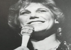 Anne Murray Could I Have This Dance